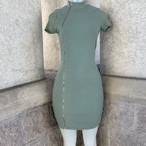 Cherie Mini Green Zip Up Dress Size L